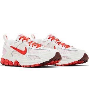 Nike Women's White and Red Valentines Zoom Vomero 5 Sneakers‎